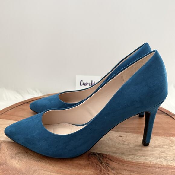 Kelly & Katie Blue Heels - Picture 3 of 16